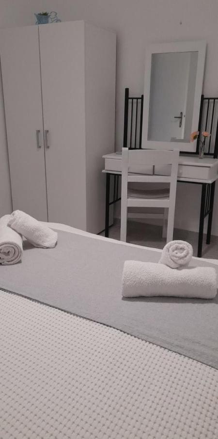 Zolfo Antico Beach Apartment Perissa Buitenkant foto